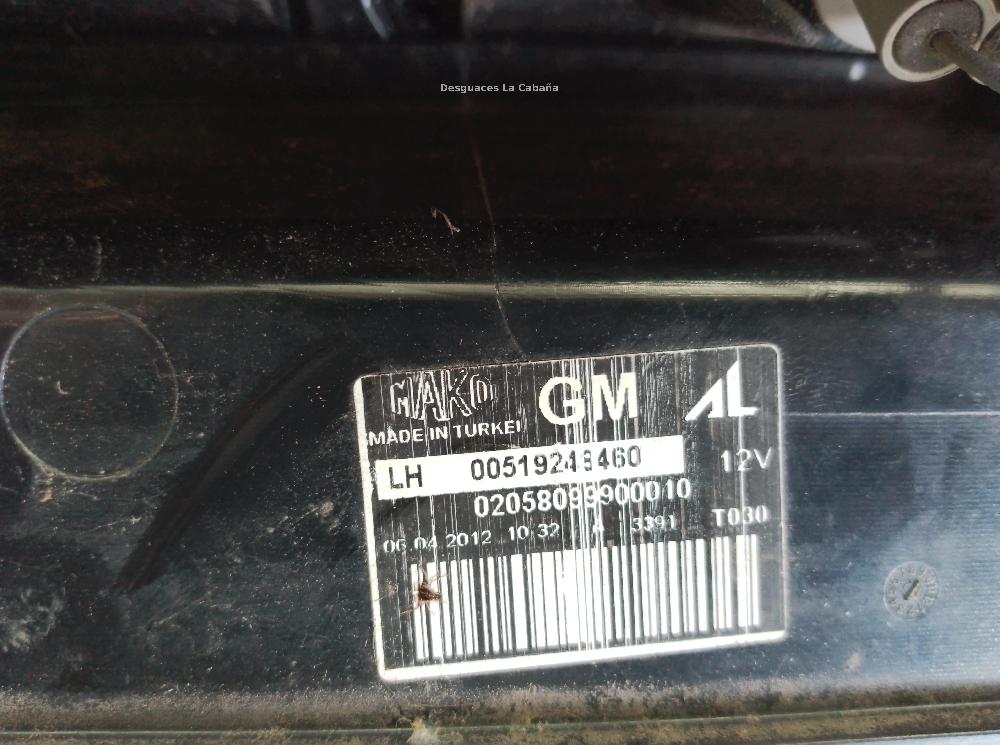 Feu arrière gauche 00519248460 de Opel Combo furgón/ranchera familiar (x12) 2012-0 con 143000 km - pieza usada