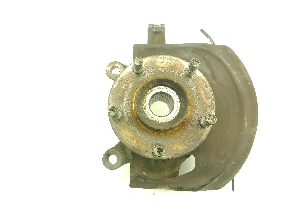 VOLKSWAGEN Front Left Wheel Hub 40015JD040 25994409