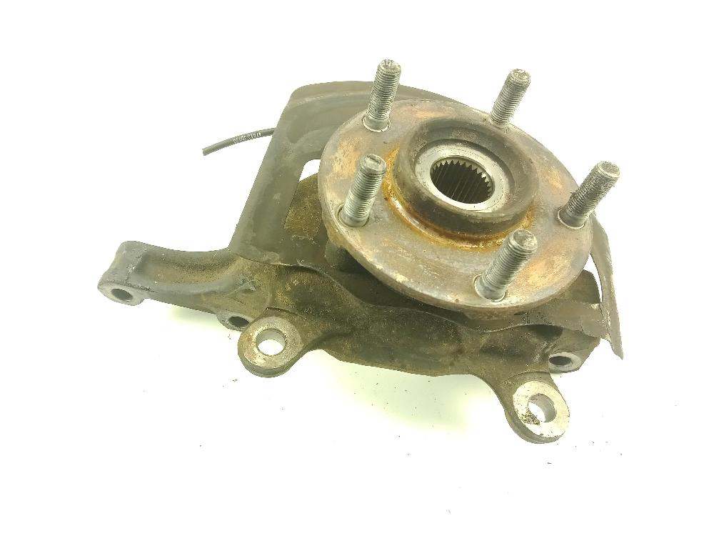 VOLKSWAGEN Front Left Wheel Hub 40015JD040 25994409