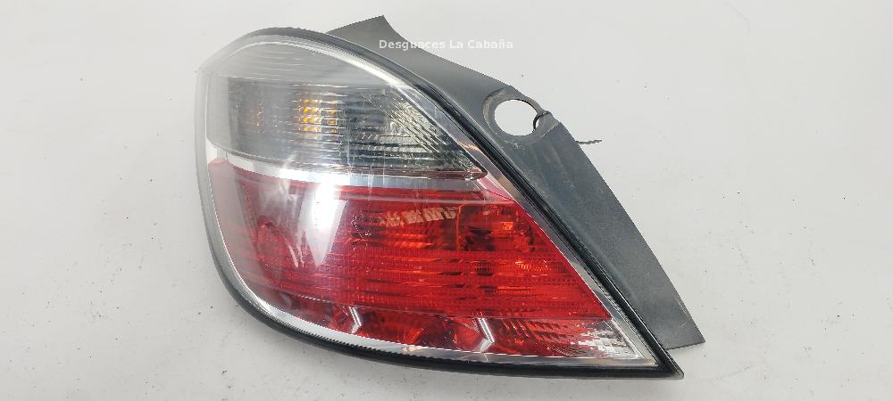 VAUXHALL Rear Left Taillight 495056087 26034253