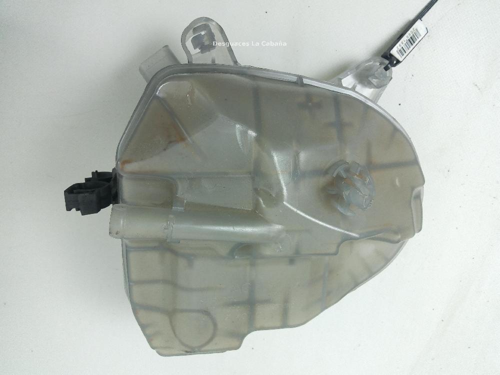 SKODA Superb 3 generation (2015-2023) Expansion Tank 5WA121407G 26049169