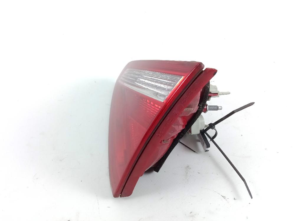 PEUGEOT A5 8T (2007-2016) Rear Right Taillight Lamp 8T0945094 25988739