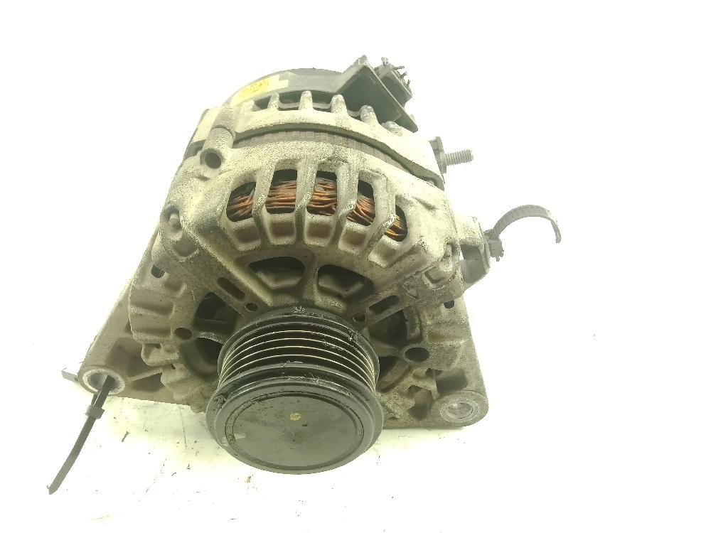 HYUNDAI ix35 1 generation (2009-2015) Alternator 373002A850 26035130