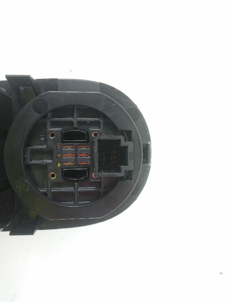 VOLKSWAGEN Switches 96912JD61A 25994130