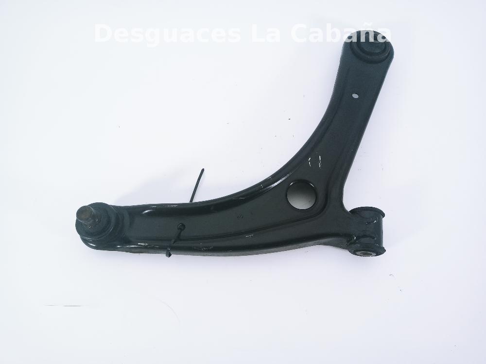 HYUNDAI Santa Fe DM (2012-2020) Oikea etuvarsi 26011982