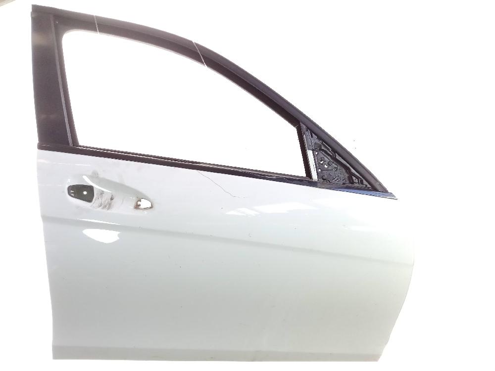 MERCEDES-BENZ C-Class W204/S204/C204 (2004-2015) Front Right Door 25994306