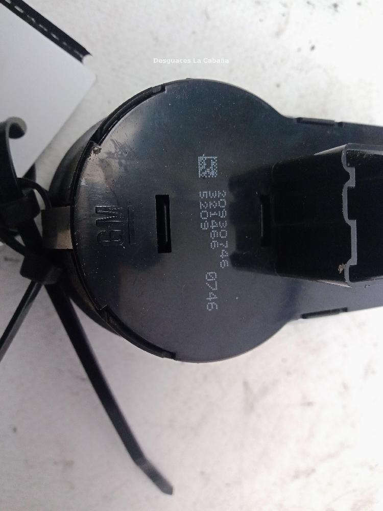 Mando luces B 16 DTH 20930746 de Opel Zafira tourer c (p12) 2011-0 - pieza usada