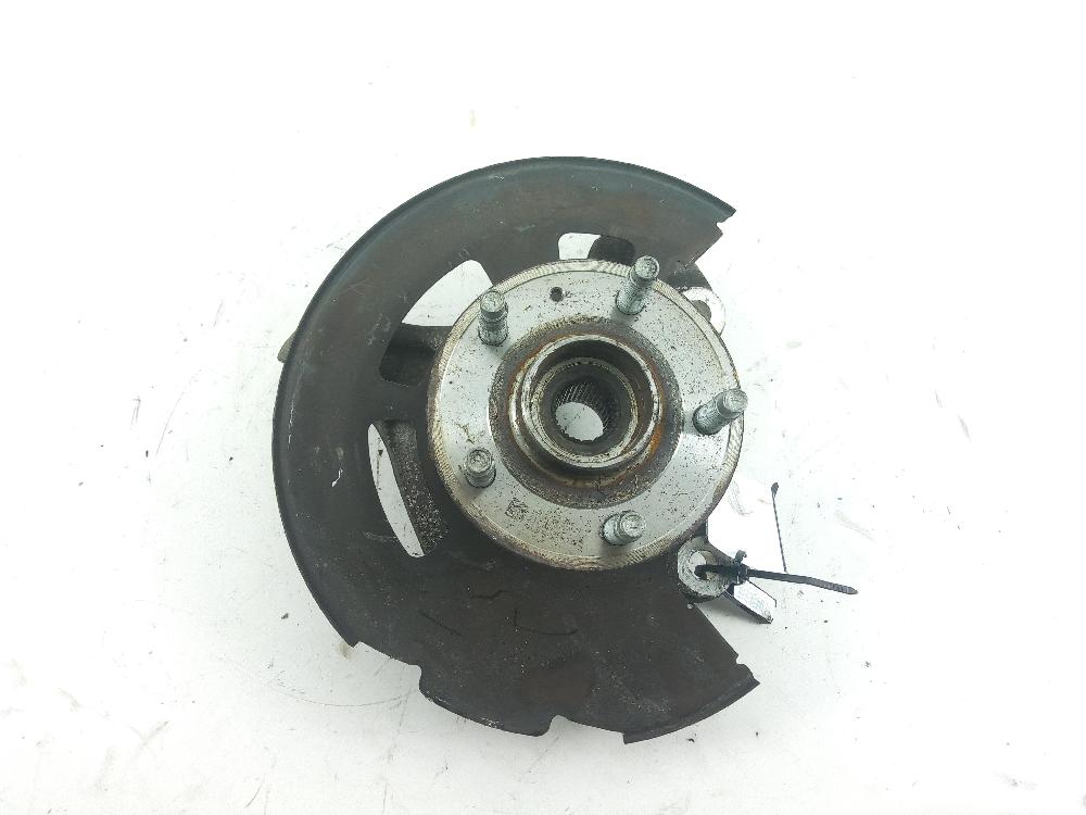 OPEL Astra K (2015-2021) Front Right Wheel Hub 39030300 26048526