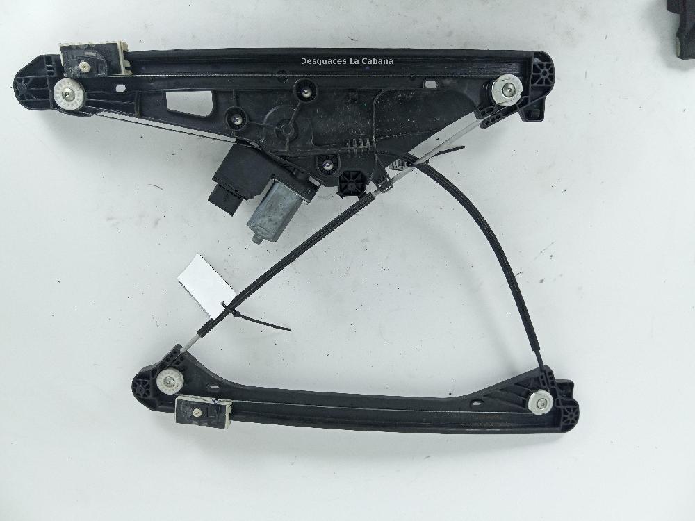Alzacristalli anteriore sinistro YHZ (DV5RC) 9829482380 de Peugeot 5008 ii (mc_, mj_, mr_, m4_) 2018-0 - pieza usada