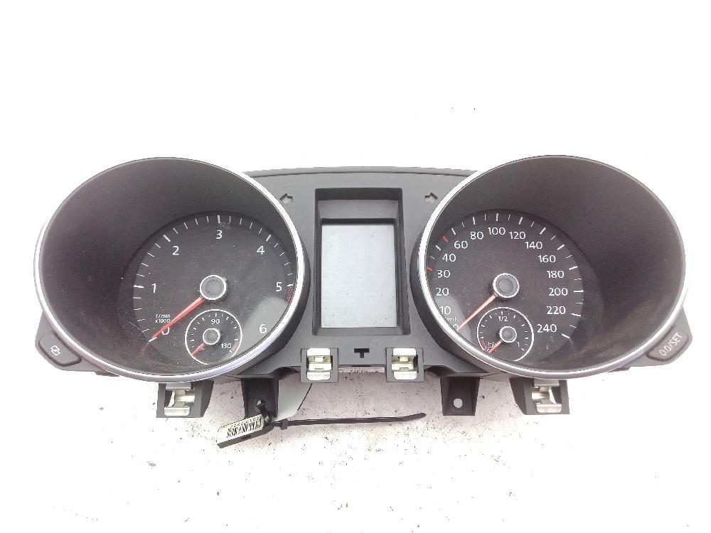 VOLKSWAGEN Golf Plus 2 generation (2009-2014) Speedometer 5K0920871A 25994823