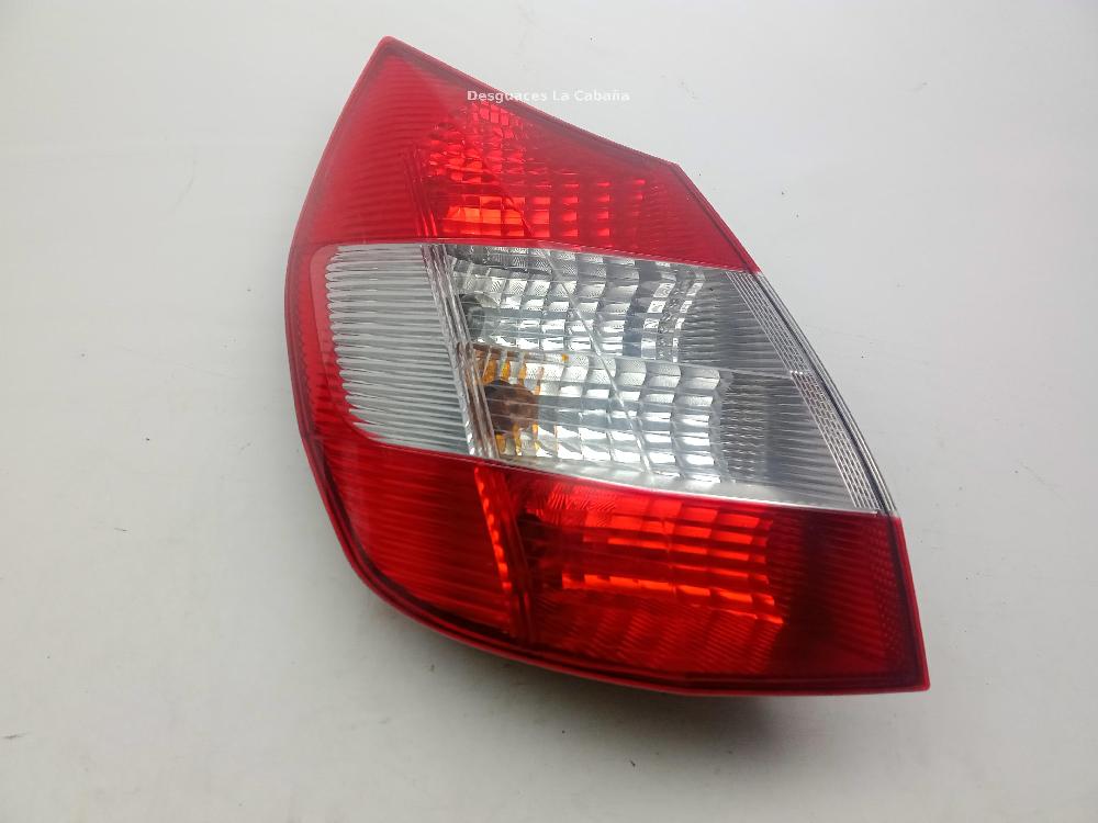 Fanale posteriore sinistro 8200493374 Renault Scénic ii (jm0/1_) 2003-2006 350000 km