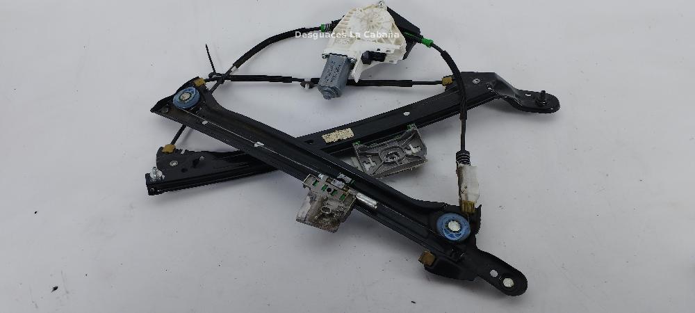 PEUGEOT Regulator de geam ușă stânga față 8T0959801B 26042584