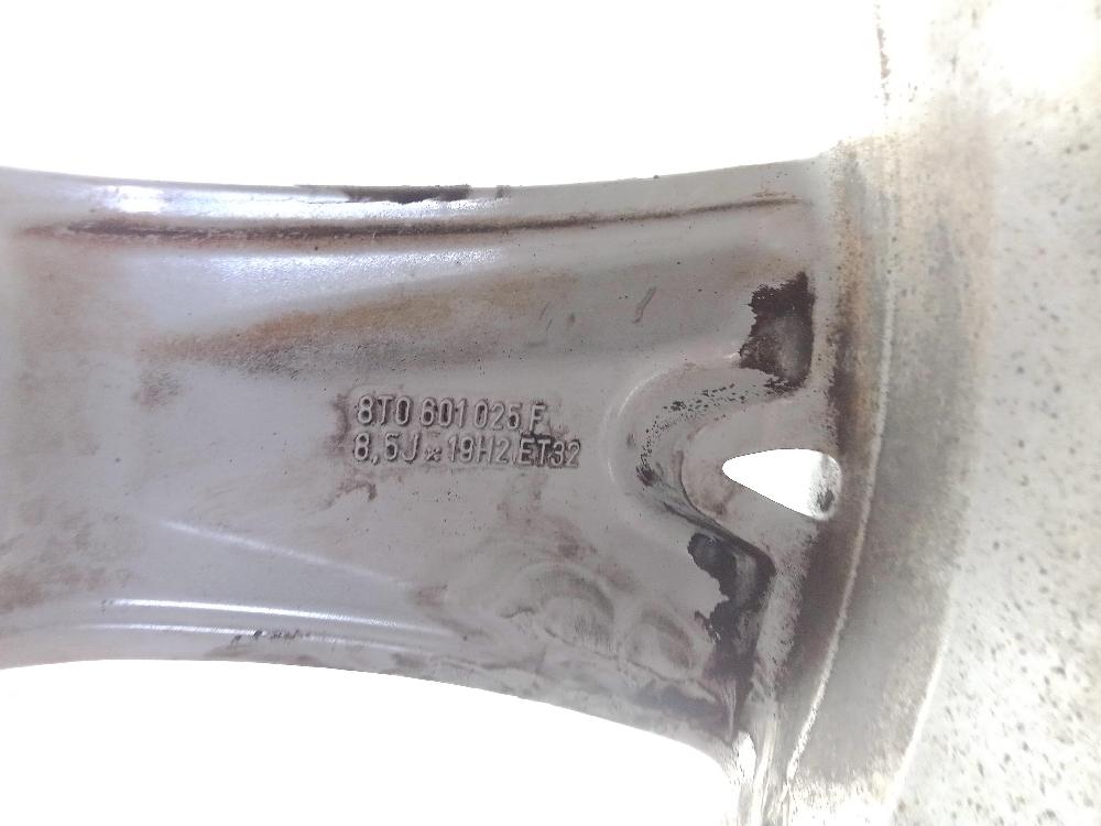 PEUGEOT Wheel 8T0601025F 25994408