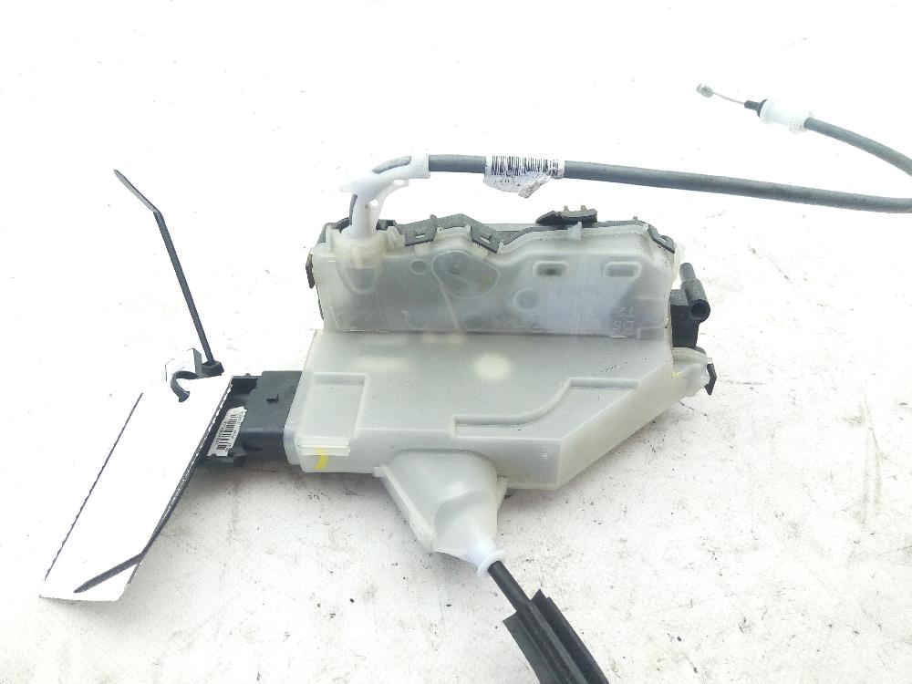 Cache cylindre de serrure avant droit 16942678 de Peugeot 3008 suv (mc_, mr_, mj_, m4_) 2016-0 - pieza usada