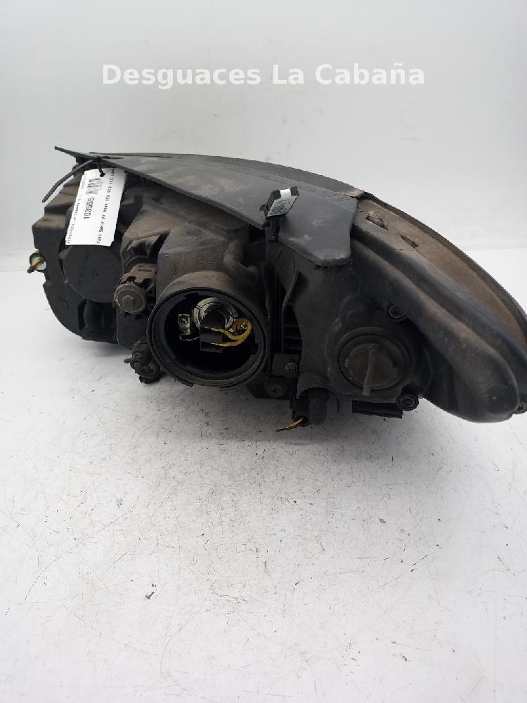 HYUNDAI Santa Fe CM (2006-2013) Phare avant droit 26011508