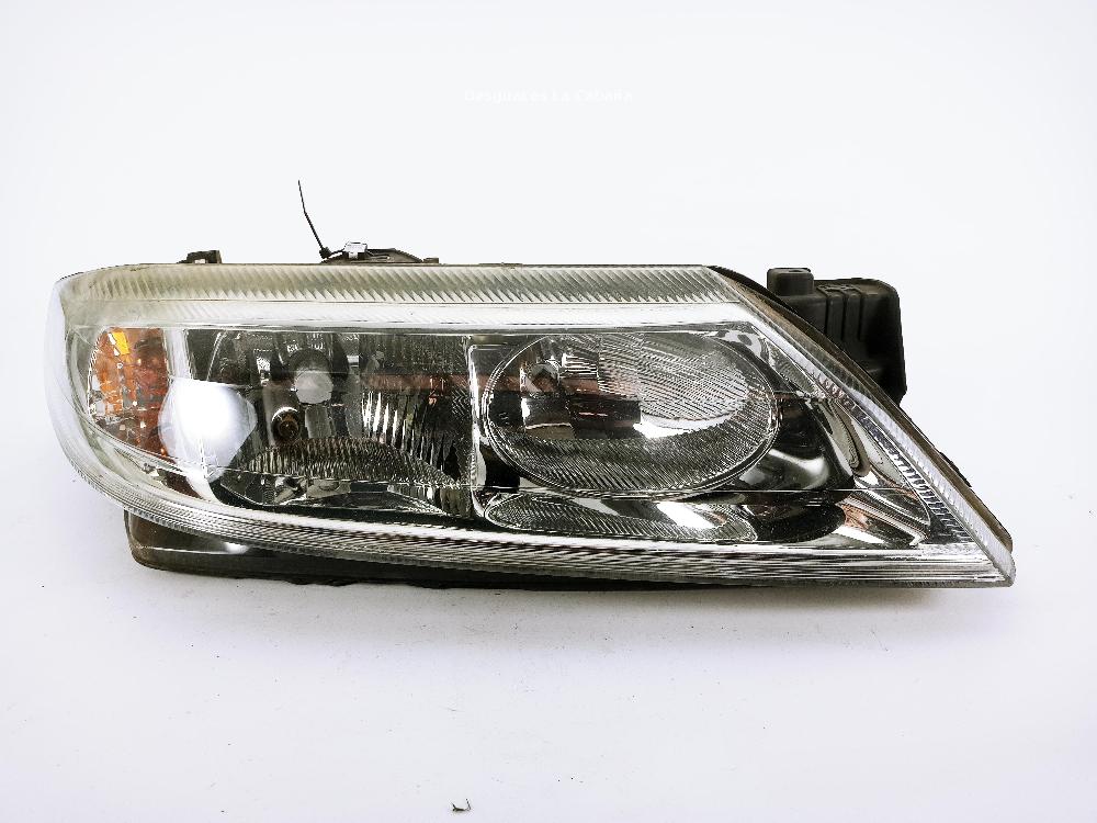 RENAULT Laguna 2 generation (2001-2007) Pravé predné svetlo 8200002847 26034152