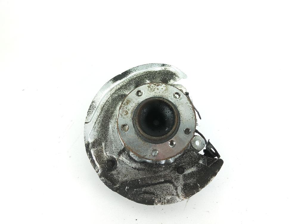 BMW 1 Series E81/E82/E87/E88 (2004-2013) Front Right Wheel Hub 676444303 26044519