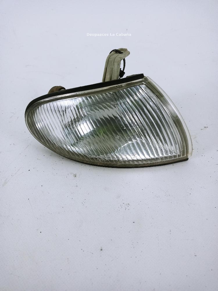 NISSAN Sunny N14 (1991-1995) Front Right Fender Turn Signal 26001860