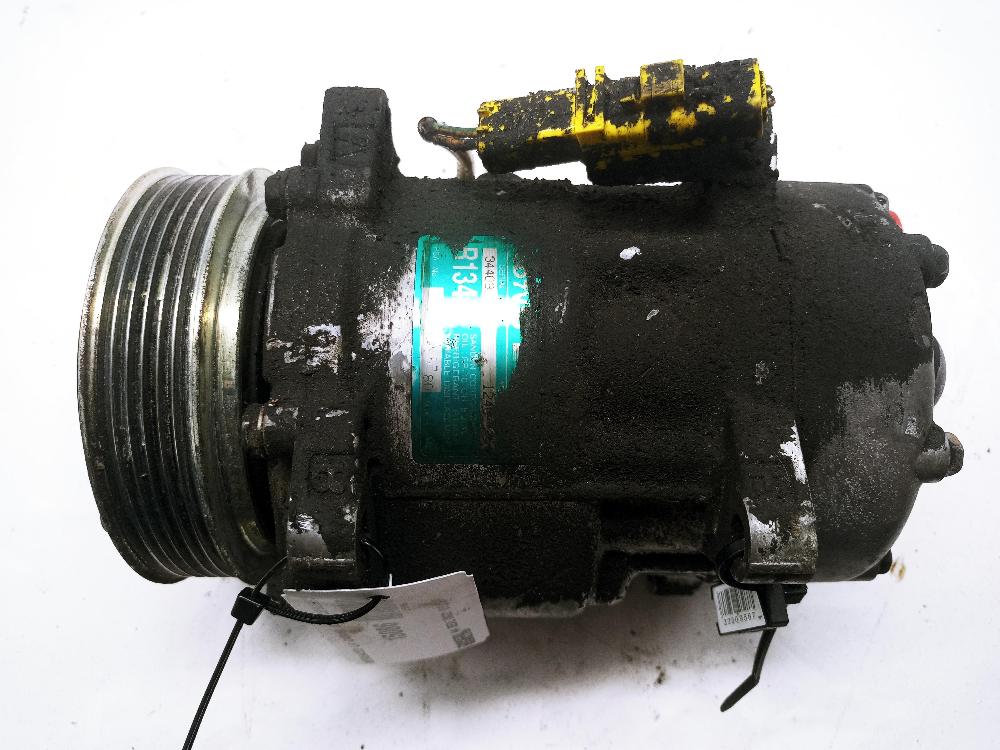 RENAULT Clio 1 generation (1990-1998) Помпа кондиціонера 9686061780 26043514