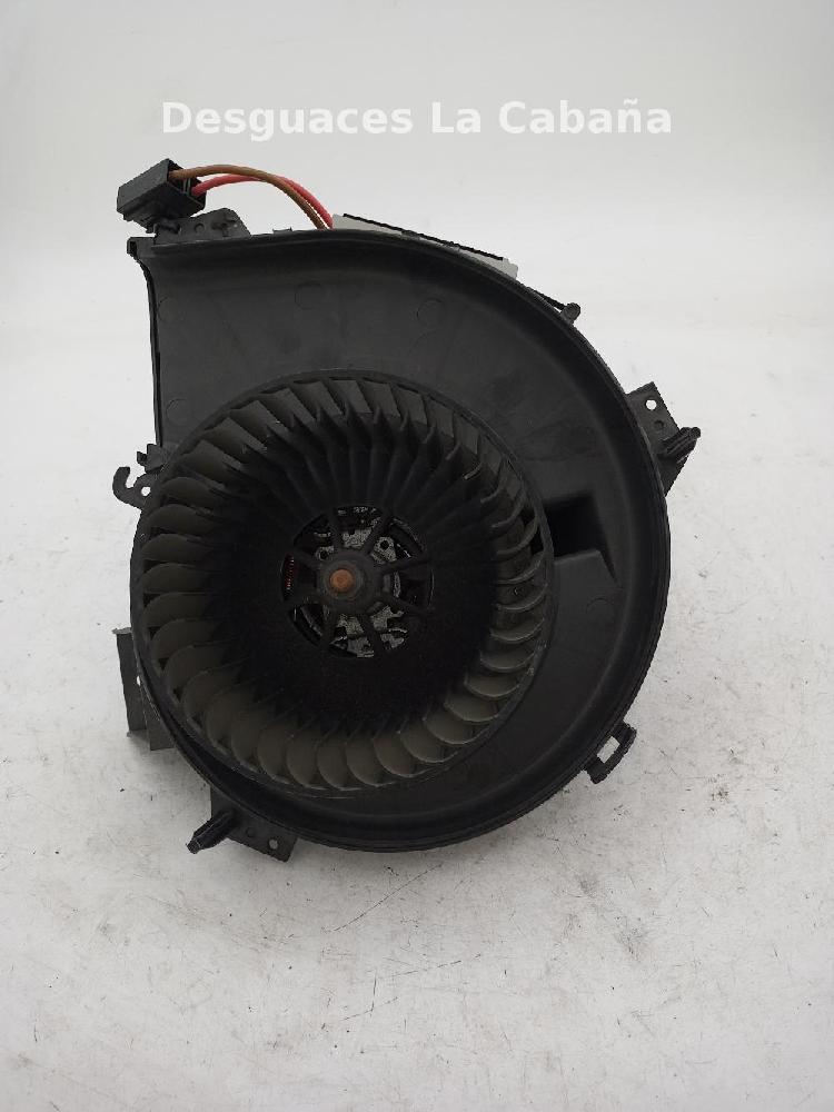 RENAULT Clio 1 generation (1990-1998) Fűtésventilátor 25992973