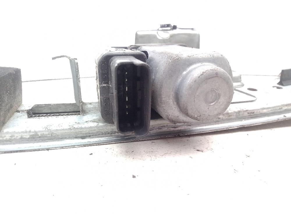 AUDI 80 B2 (1978-1986) Regulator de geam ușă dreapta spate 26012983