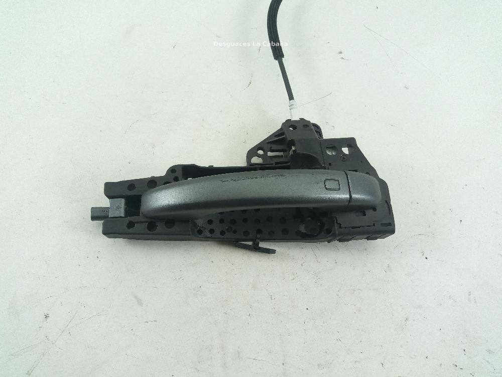 PEUGEOT Front Right Door Exterior Handle 8T0837886B 26033967