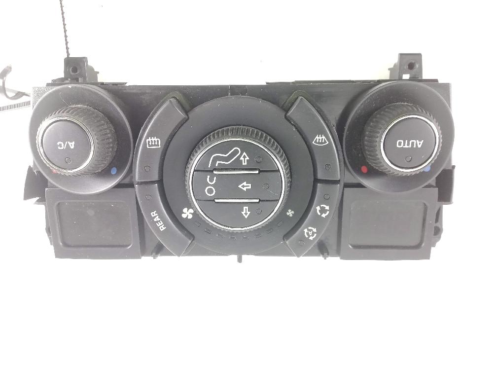 PEUGEOT 5008 1 generation (2009-2016) Climate  Control Unit 96738323XT 25993594