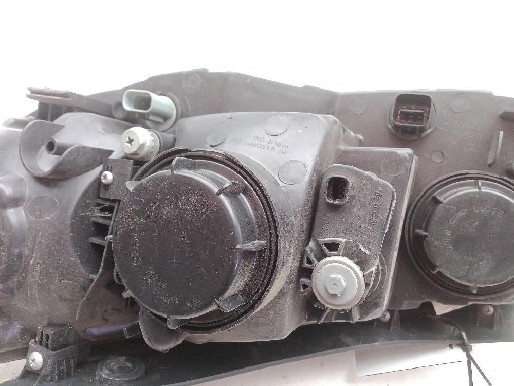 HYUNDAI Santa Fe CM (2006-2013) Phare avant droit 26013576