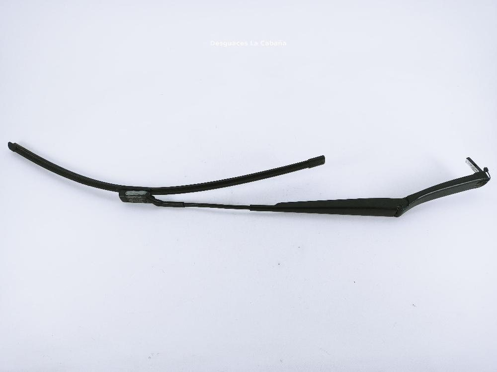 BUICK A2 8Z (1999-2005) Front Wiper Arms 25989420