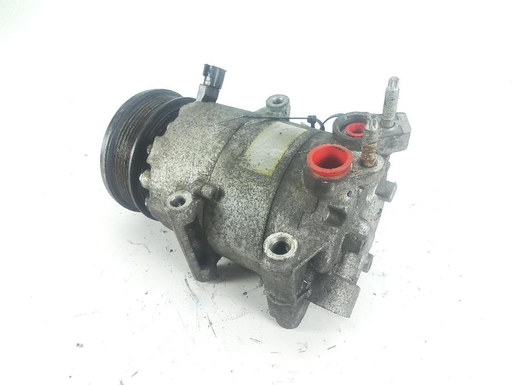 FORD Fiesta 5 generation (2001-2010) Помпа кондиціонера 26036321