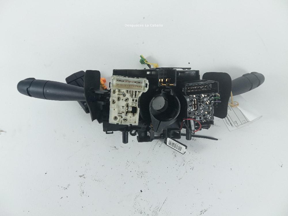 RENAULT Clio 3 generation (2005-2012) Headlight Switch Control Unit 26046921