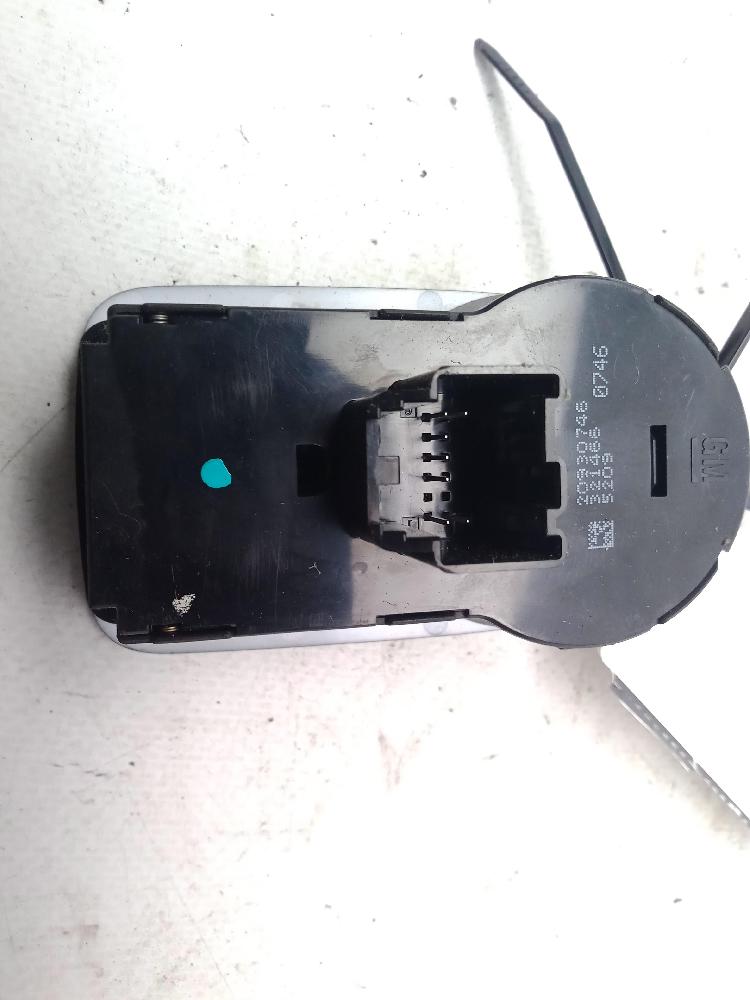 Mando luces B 16 DTH 20930746 de Opel Zafira tourer c (p12) 2011-0 - pieza usada