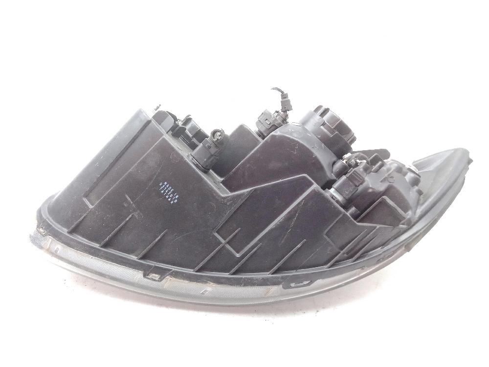 HYUNDAI Santa Fe CM (2006-2013) Phare avant droit 26013576