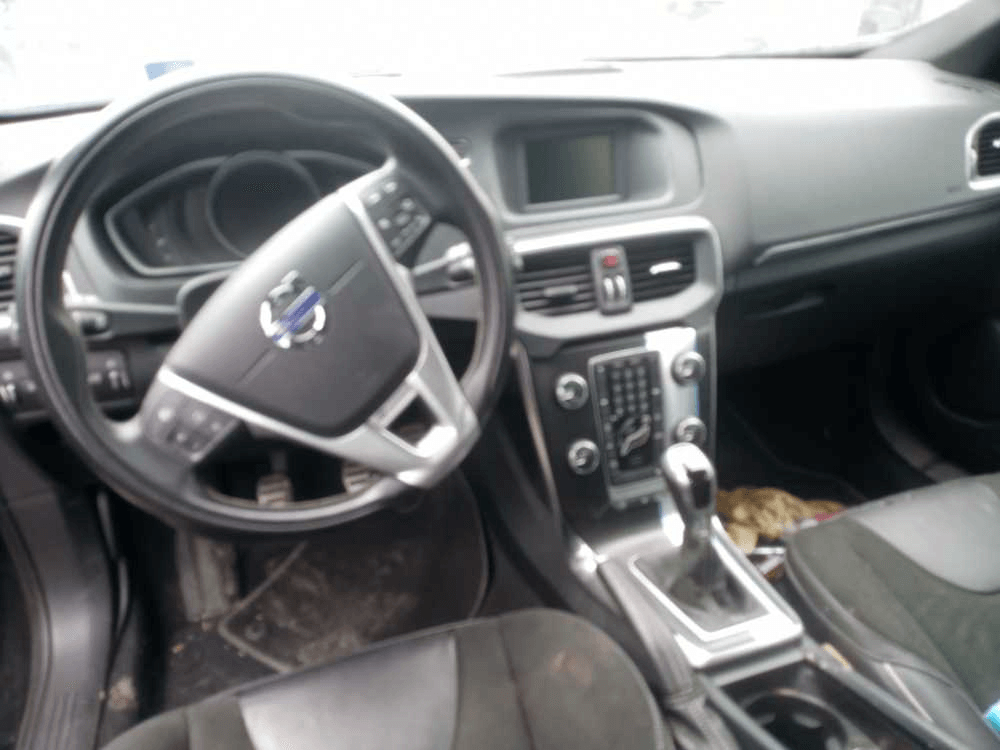 VOLVO V40 2 generation (2012-2020) Bakre vänstra dörrlås 31440397 26042845