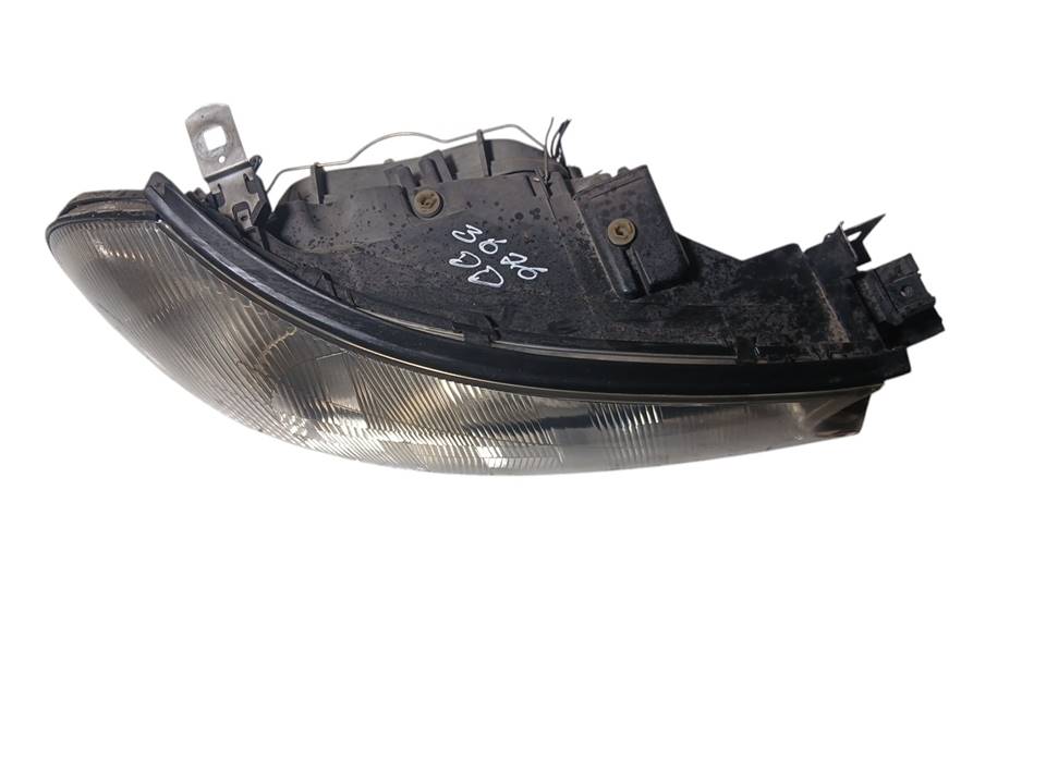 Faro derecho RFN 1305219078 de Ford Mondeo berlina (gd) 1999-2001 - pieza usada