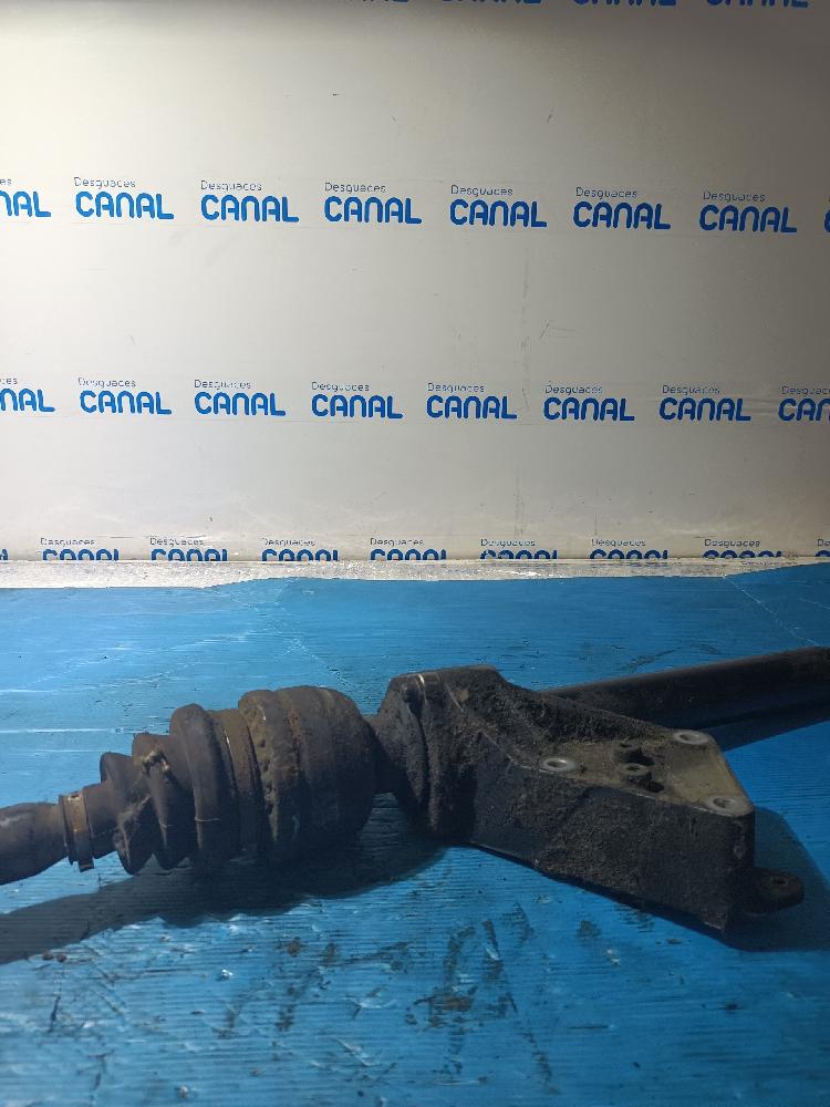 Transmisión delantera derecha Y30DT 24426947 de Opel Vectra c berlina 2005-2008