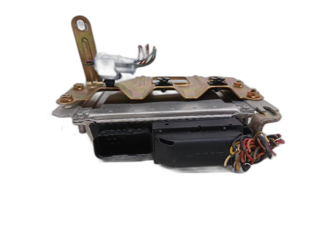 Centralita motor uce D3EA 0281011811 de Hyundai Accent (lc) 2002-2006 - pieza usada