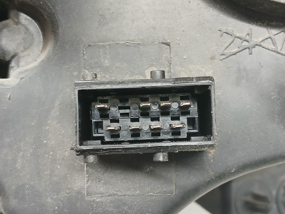 Faro derecho KFV 9644997180 de Peugeot 1007 2005-2007 - pieza usada