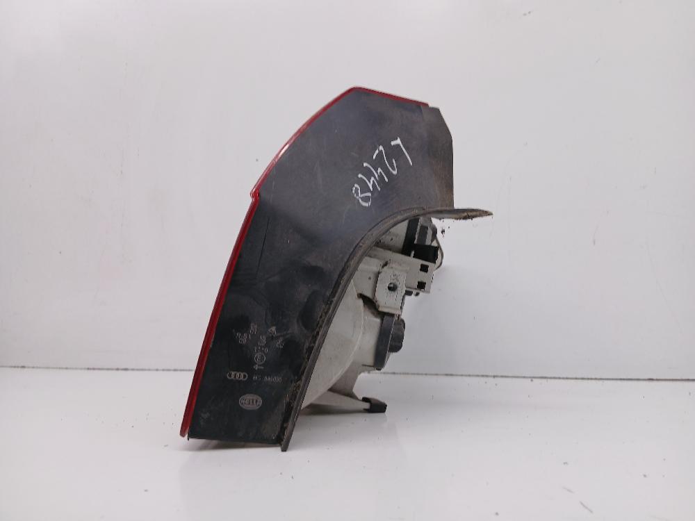 Feu arrière gauche ALT 153947 de Audi A4 berlina (8e) 2000-2004 - pieza usada