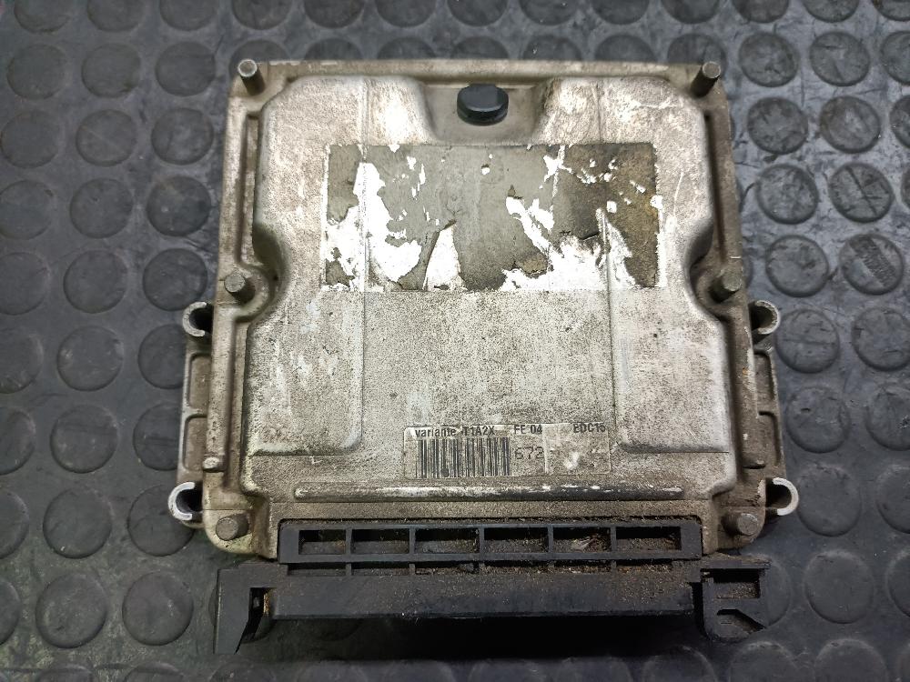 Motorsteuergerät RHY 0281010250 de Peugeot 206 2002-2005