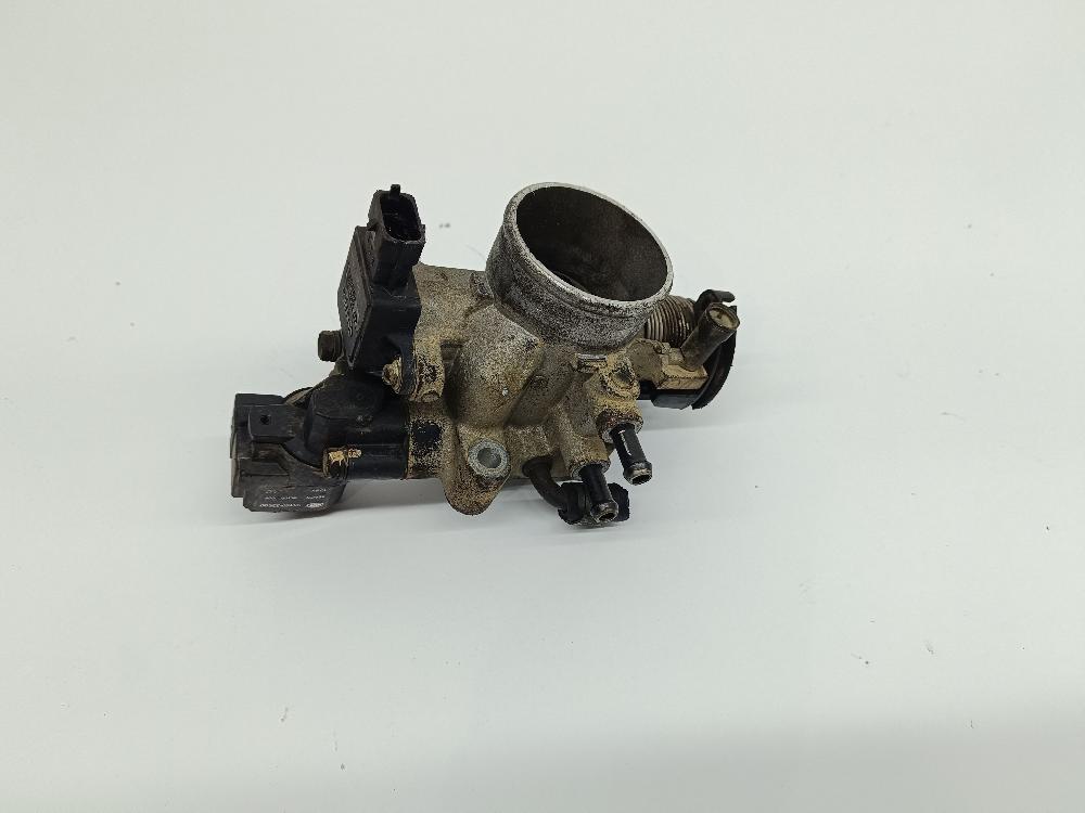 Caja de mariposa 3517022600 de Hyundai Accent 2007-2012 - pieza usada