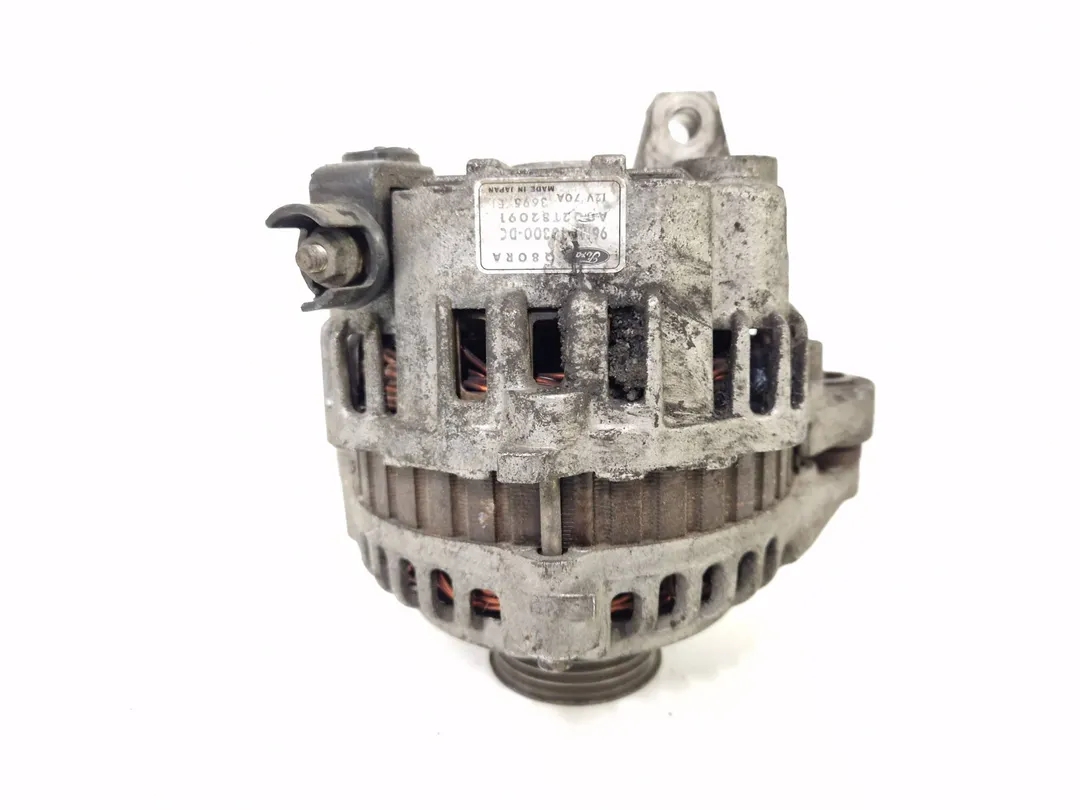 Alternador 1071418 de Ford Fiesta furgón (jv_) 2000-2003 - pieza usada