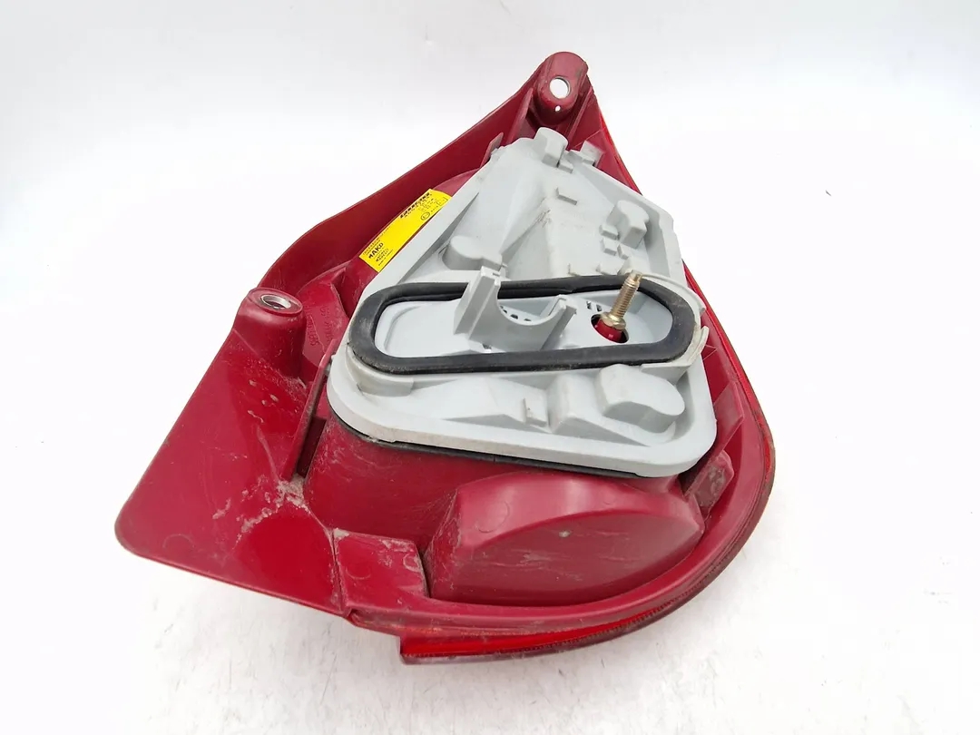 Fanale posteriore sinistro 188A4000 46537831 de Fiat Palio (178_) 1996-2002 - pieza usada