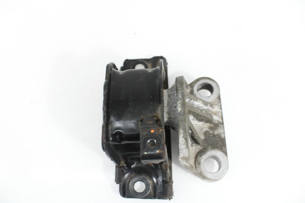 Soporte motor izquierdo A 12 XEL,B 12 XEL,D 12 XEL 13371838 de Opel Adam (m13) 2013-2018 69 CV - pieza usada