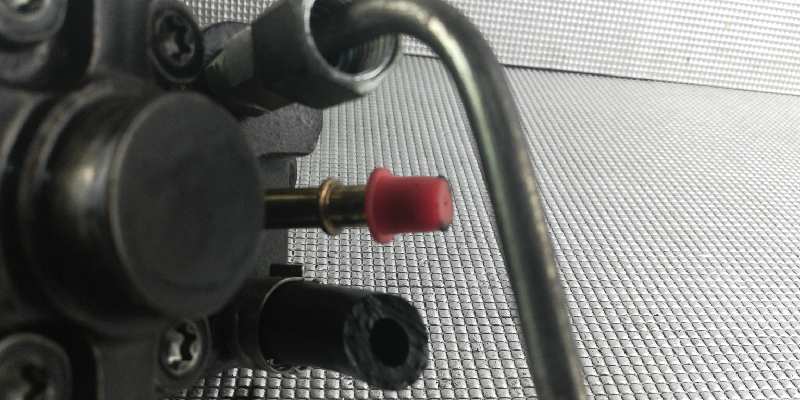 Injection pump A13DTC 0445010204 de Opel Corsa 2011-2014 con 63800 km - pieza usada