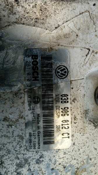 Switchboard engine uce ASX 0281010377 de Volkswagen Polo (6n2) 1999-2001 64 CV - pieza usada
