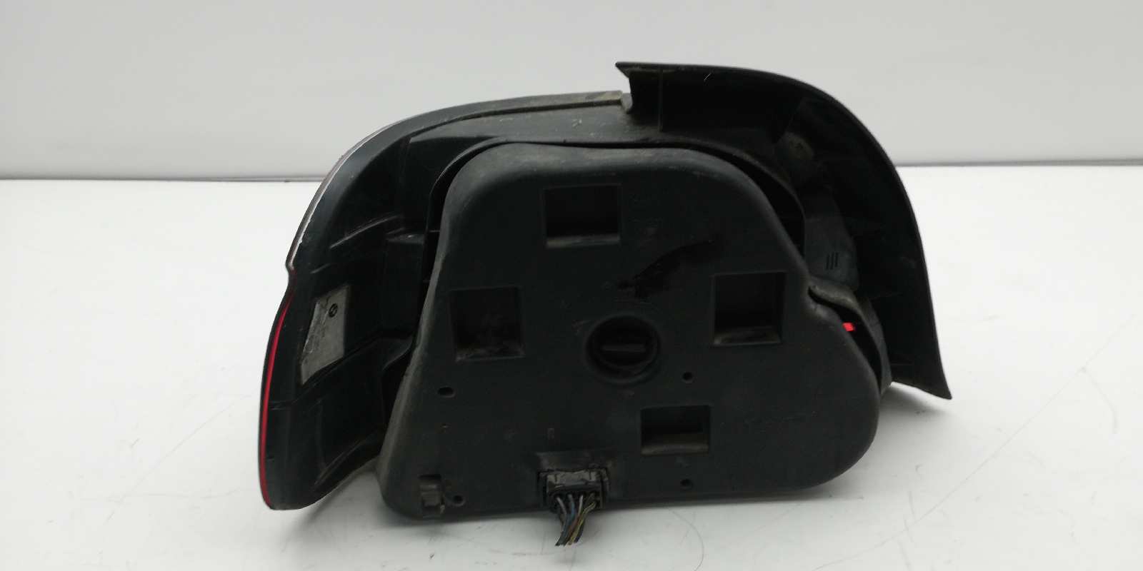 Scheinwerfer hinten rechts M57D30 63218363558 de Bmw Serie 5 berlina (e39) 1995-0 184 CV - pieza usada