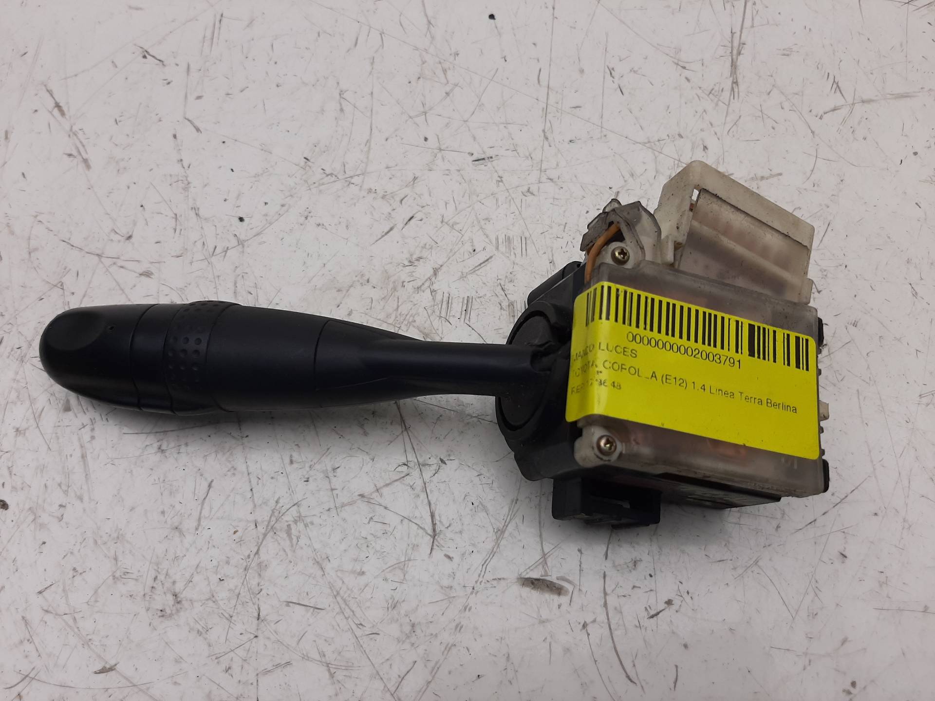 Light switch 4ZZFE 173648 de Toyota Corolla (_e12_) 2002-2006 97 CV