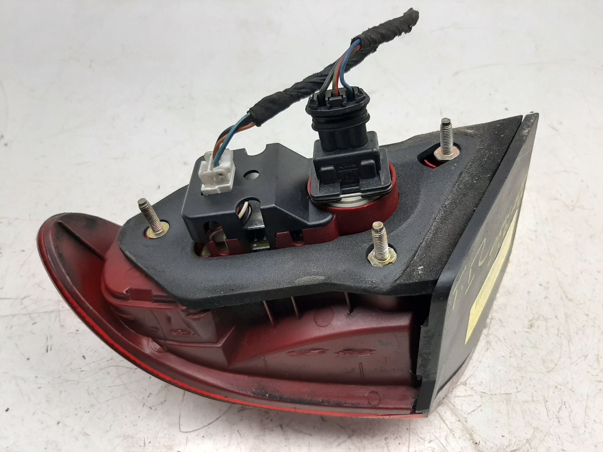Piloto trasero izquierdo 841G000 60597302 de Alfa romeo 166 0-0 175 CV - pieza usada