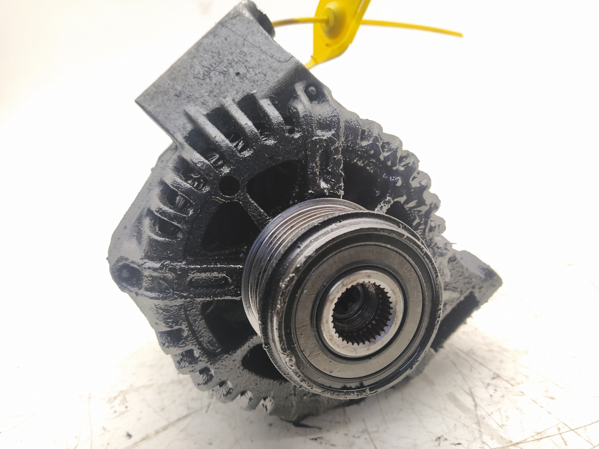 Alternador 223A9000 46823547 de Fiat Strada (278) 1999-2014 - pieza usada